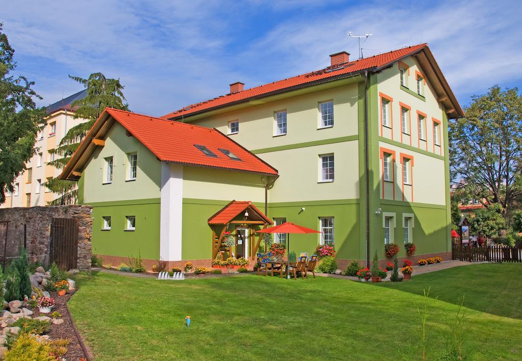 Pension Marathon Vrchlabí Exteriör bild