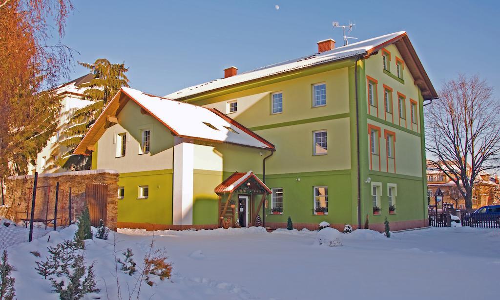 Pension Marathon Vrchlabí Exteriör bild