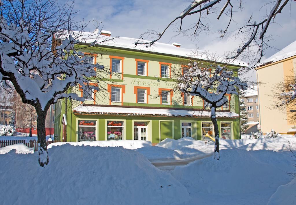 Pension Marathon Vrchlabí Exteriör bild